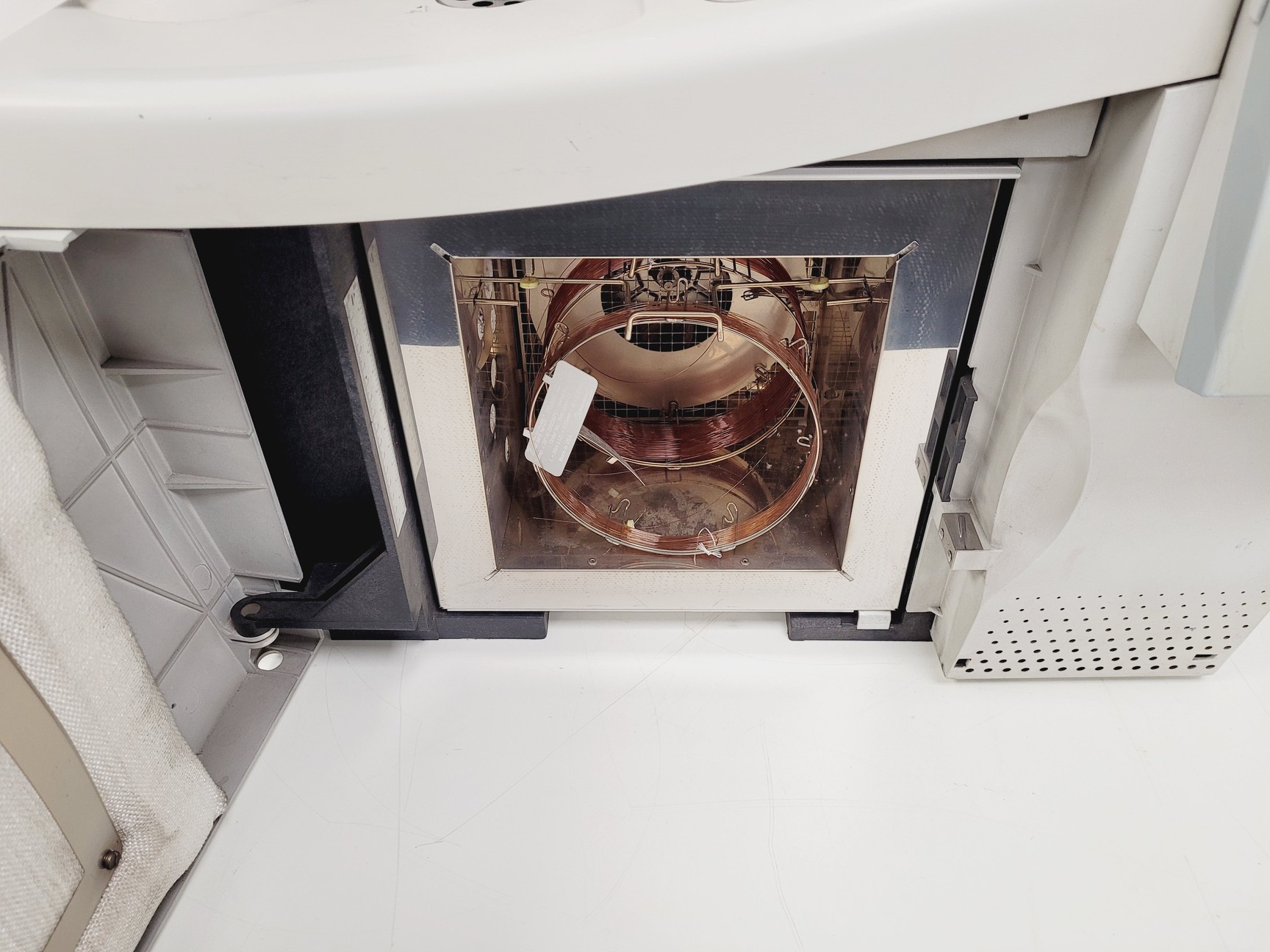 Image of Perkin Elmer Clarus 500 Gas Chromatograph Lab