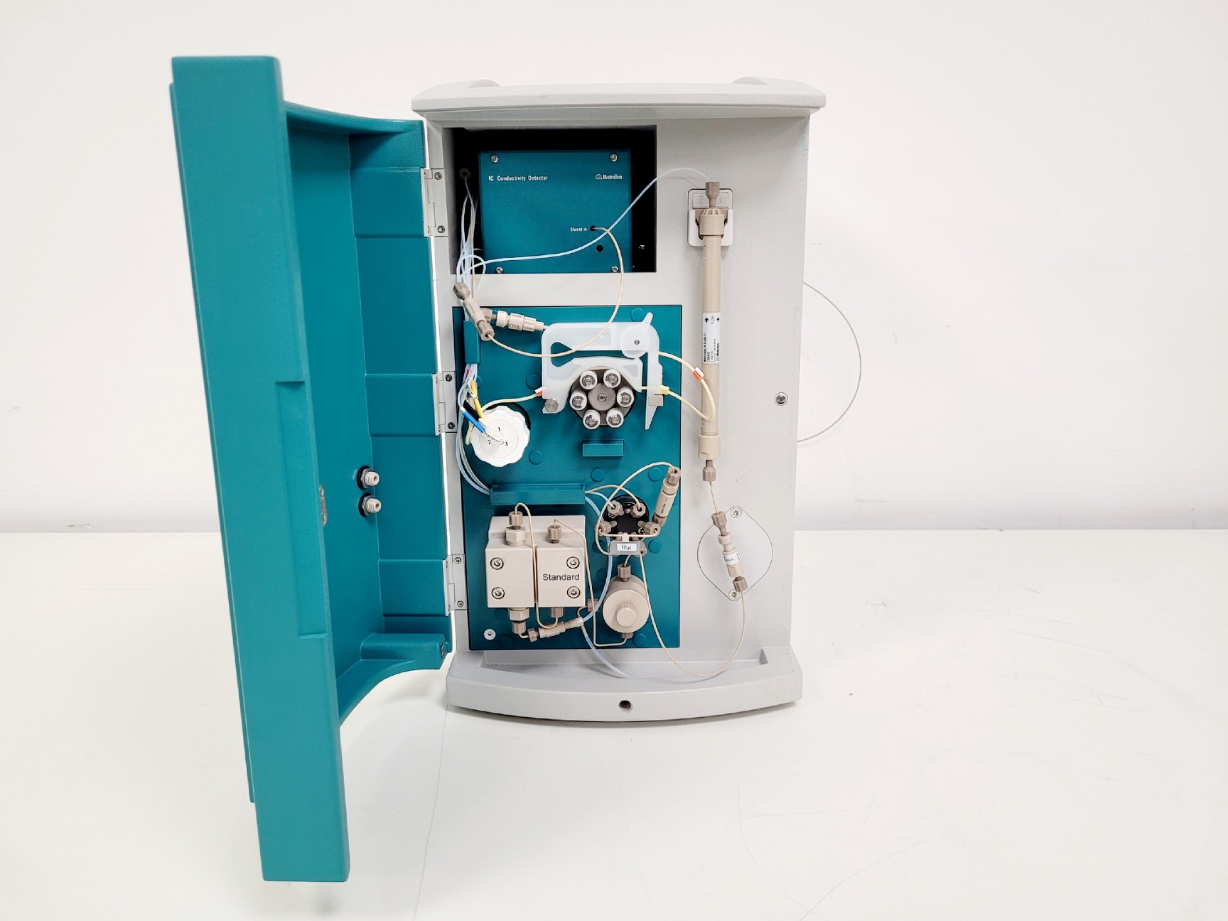 Image of Metrohm Eco IC w/ Conductivity Detector & 863 Compact Autosampler Lab