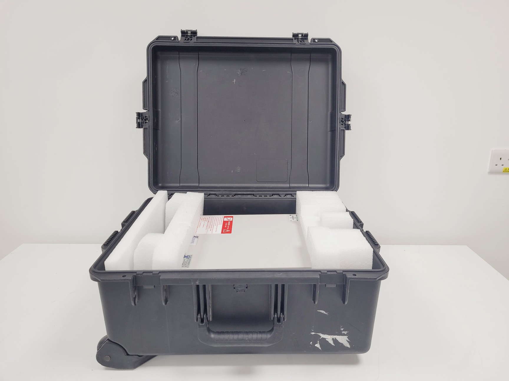 Image of Kikusui TOS5301 Withstanding Voltage Tester 5kV AC 6kV DC Hipot