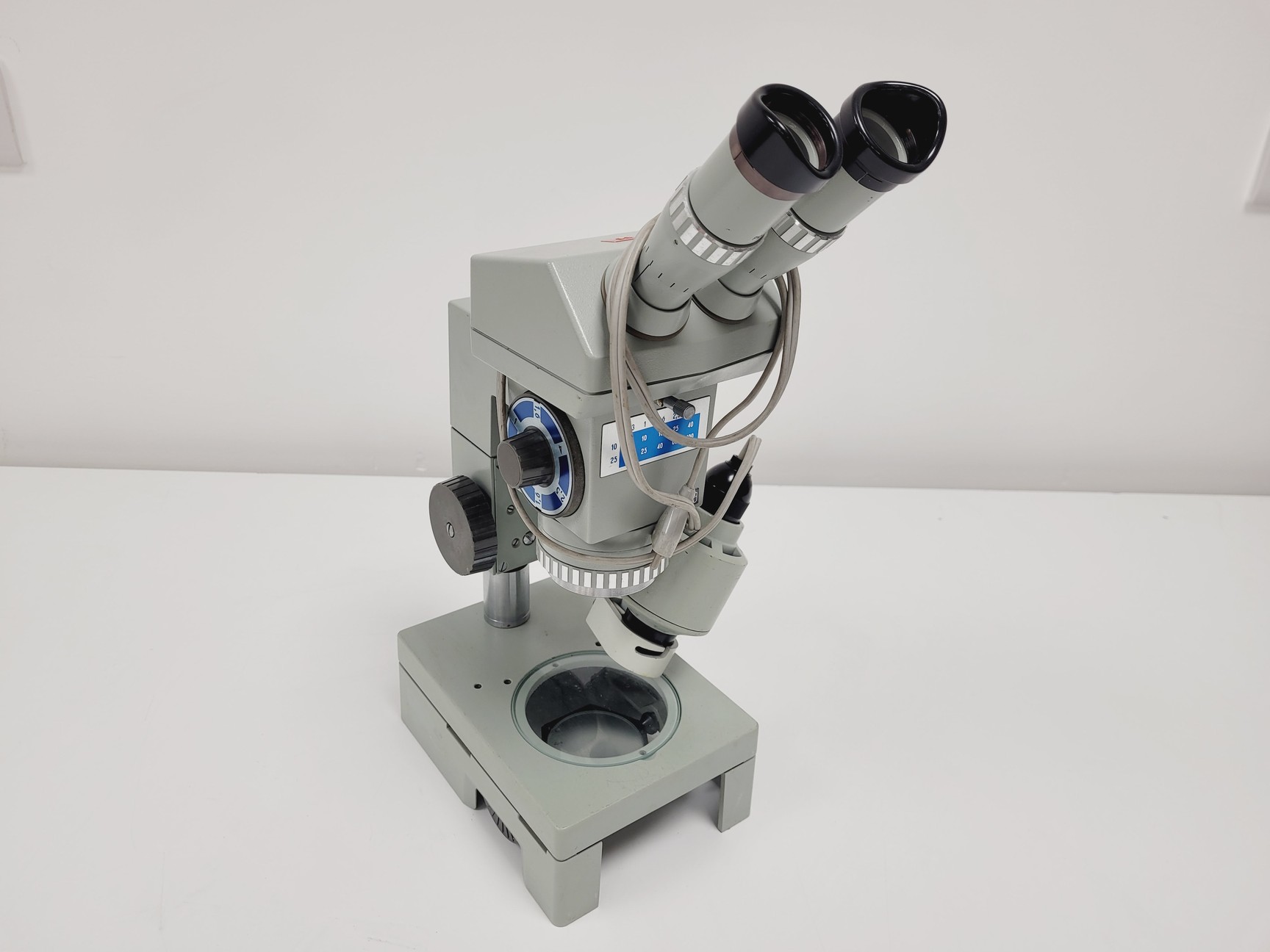 Image of 23 x Carl Zeiss Jena Technival 2 Stereo Microscopes Job Lot Lab