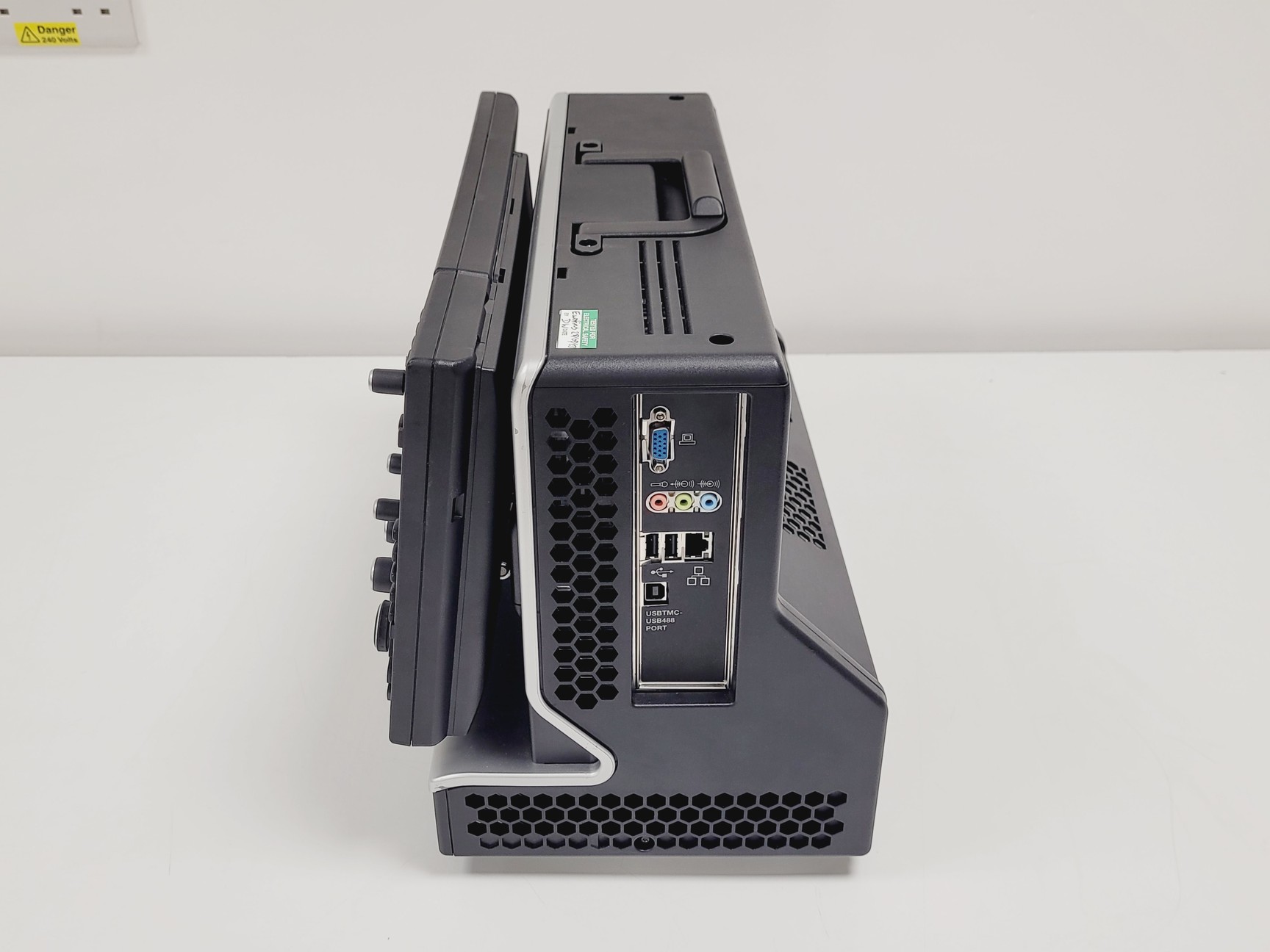 Image of Teledyne Lecroy Wave Runner 640Zi, 4GHz Oscilloscope 40GS w/ PP022-1 & PP022-2 