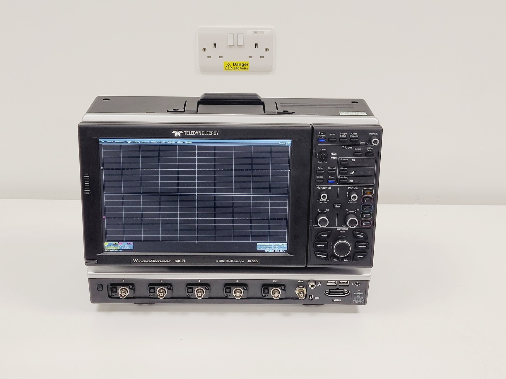 Image of Teledyne Lecroy Wave Runner 640Zi, 4GHz Oscilloscope 40GS w/ PP022-1 & PP022-2