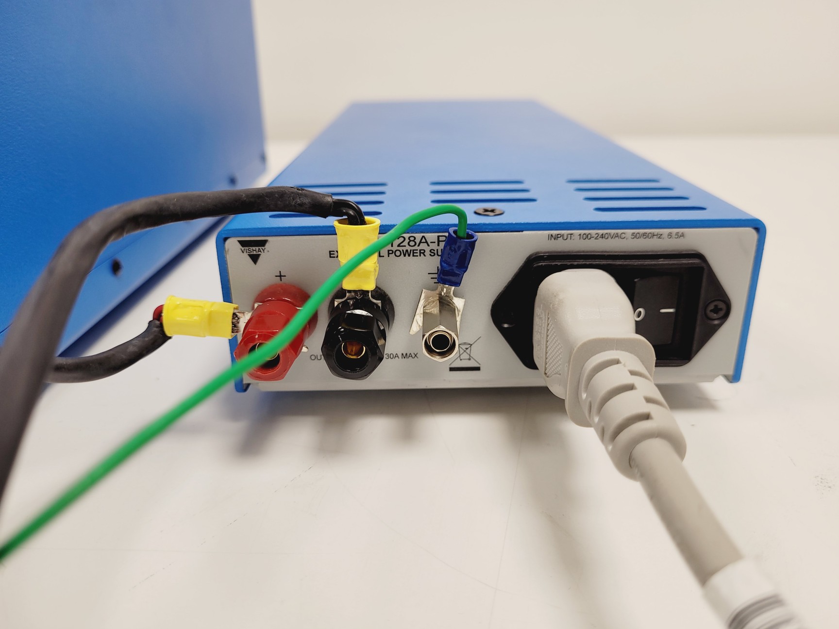 Image of Vishay Micro-Measurements 7000-128-SM w/ 7000-128A-PS Power Supply