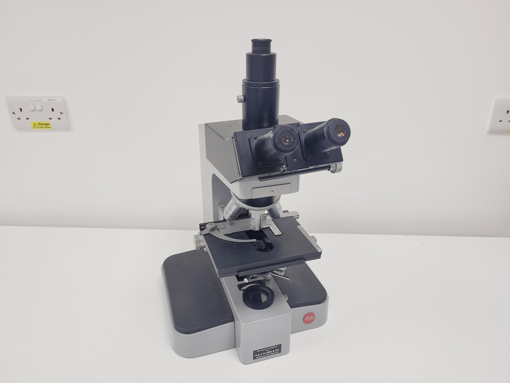 Image of Leitz Wetzlar Orthoplan Compound Microscope