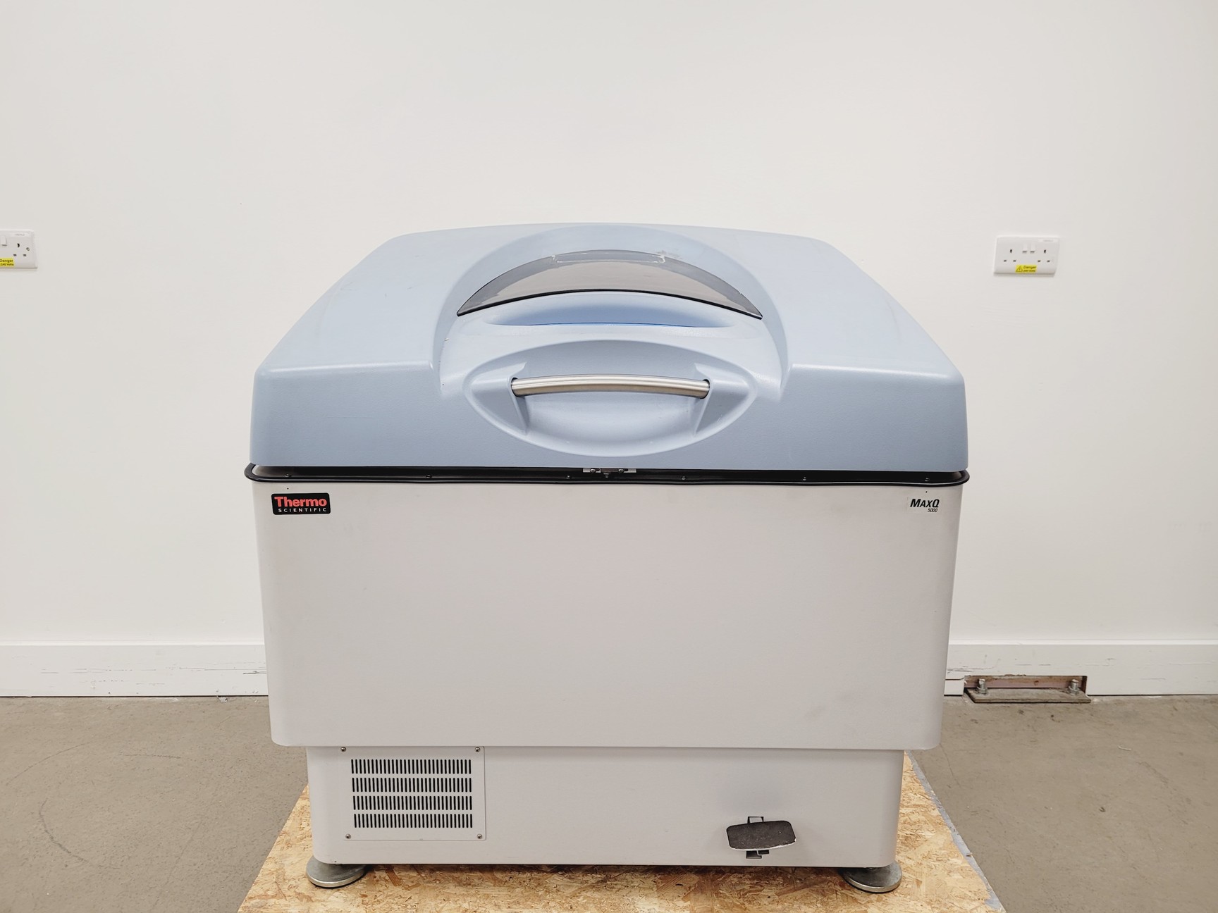 Image of Thermo Scientific MaxQ 5000 Shaking Incubator Spares/Repair Lab