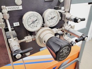 Thumbnail image of Lambda Physik Lasertechnik Compex 102 Class 4 Laser 12w Wavelength 157-800 nm