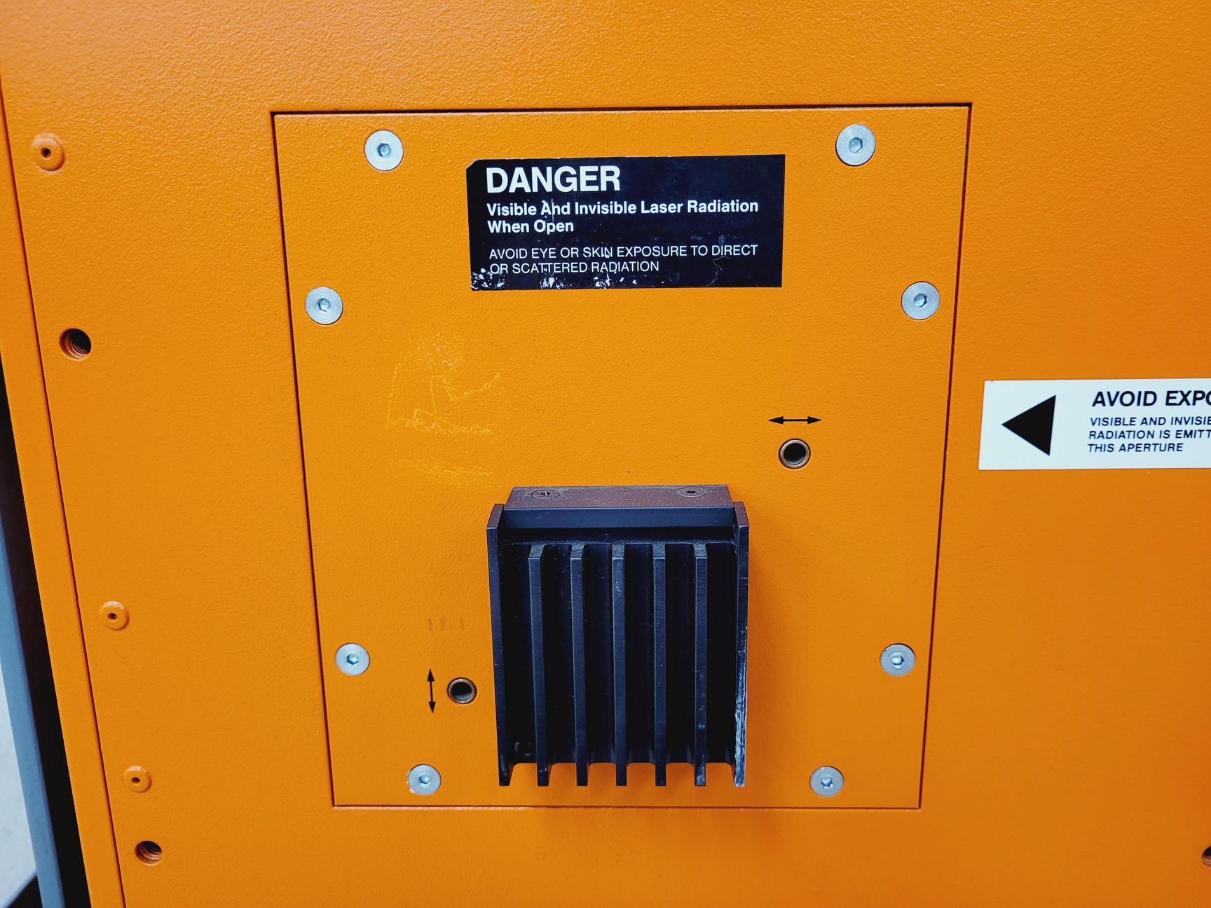 Image of Lambda Physik Lasertechnik Compex 102 Class 4 Laser 12w Wavelength 157-800 nm