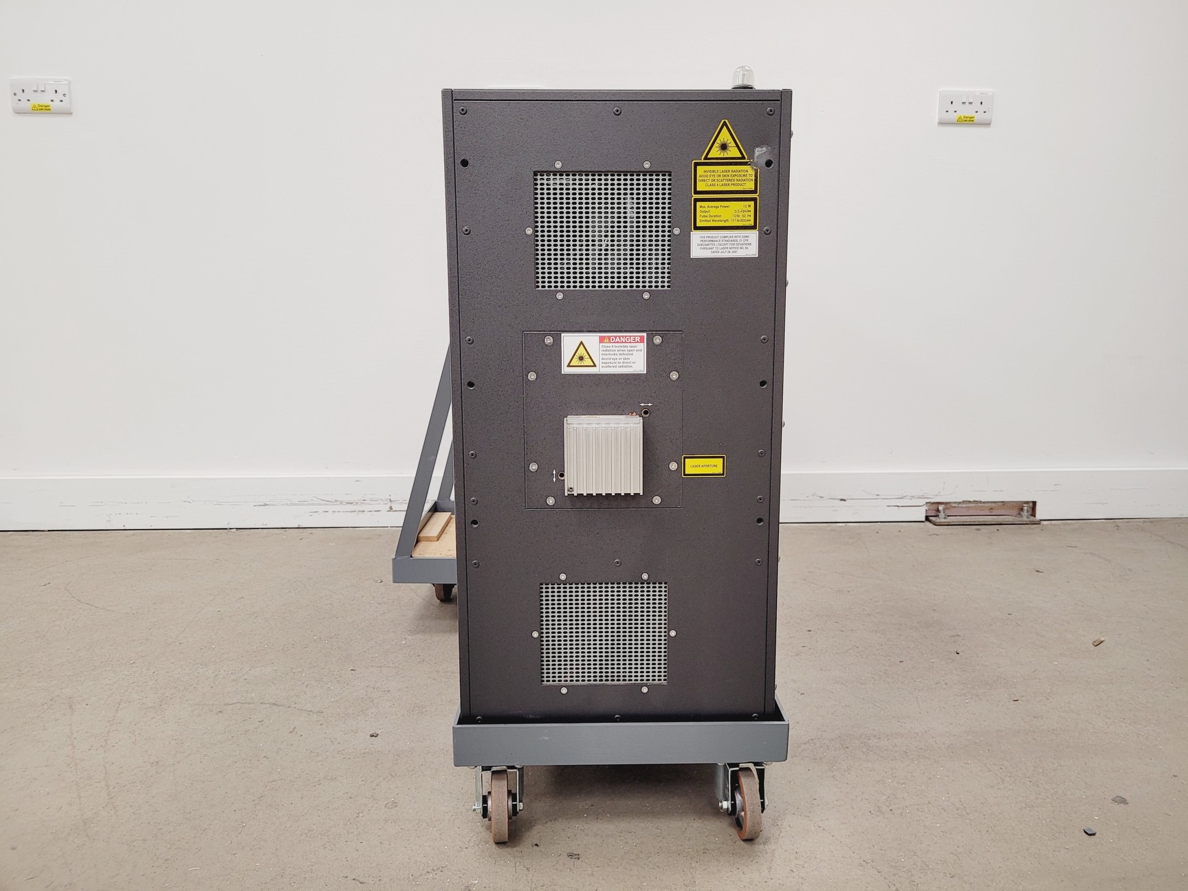 Image of Coherent Compex Pro 102 F 16 A Laser System 