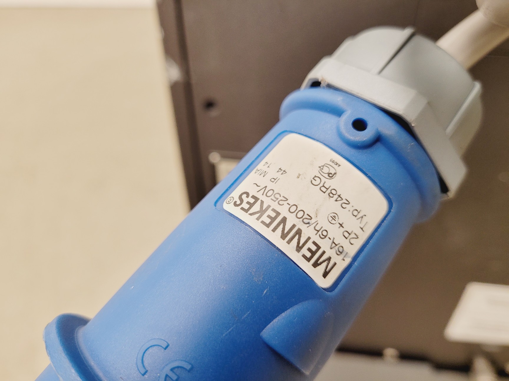 Image of Coherent Compex Pro 102 F 16 A Laser System 