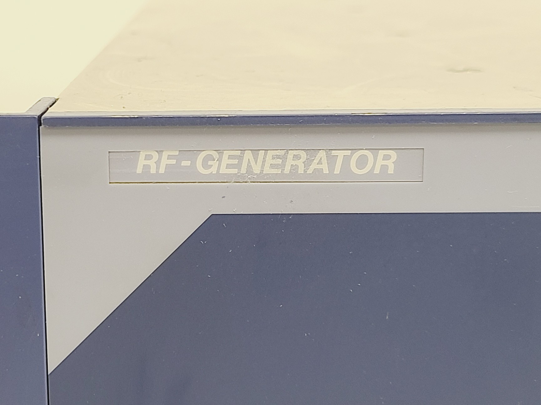 Image of RF System w/ Hüttinger PFG 600 and PFM 1500A + SVT Associates RF Plasma Source