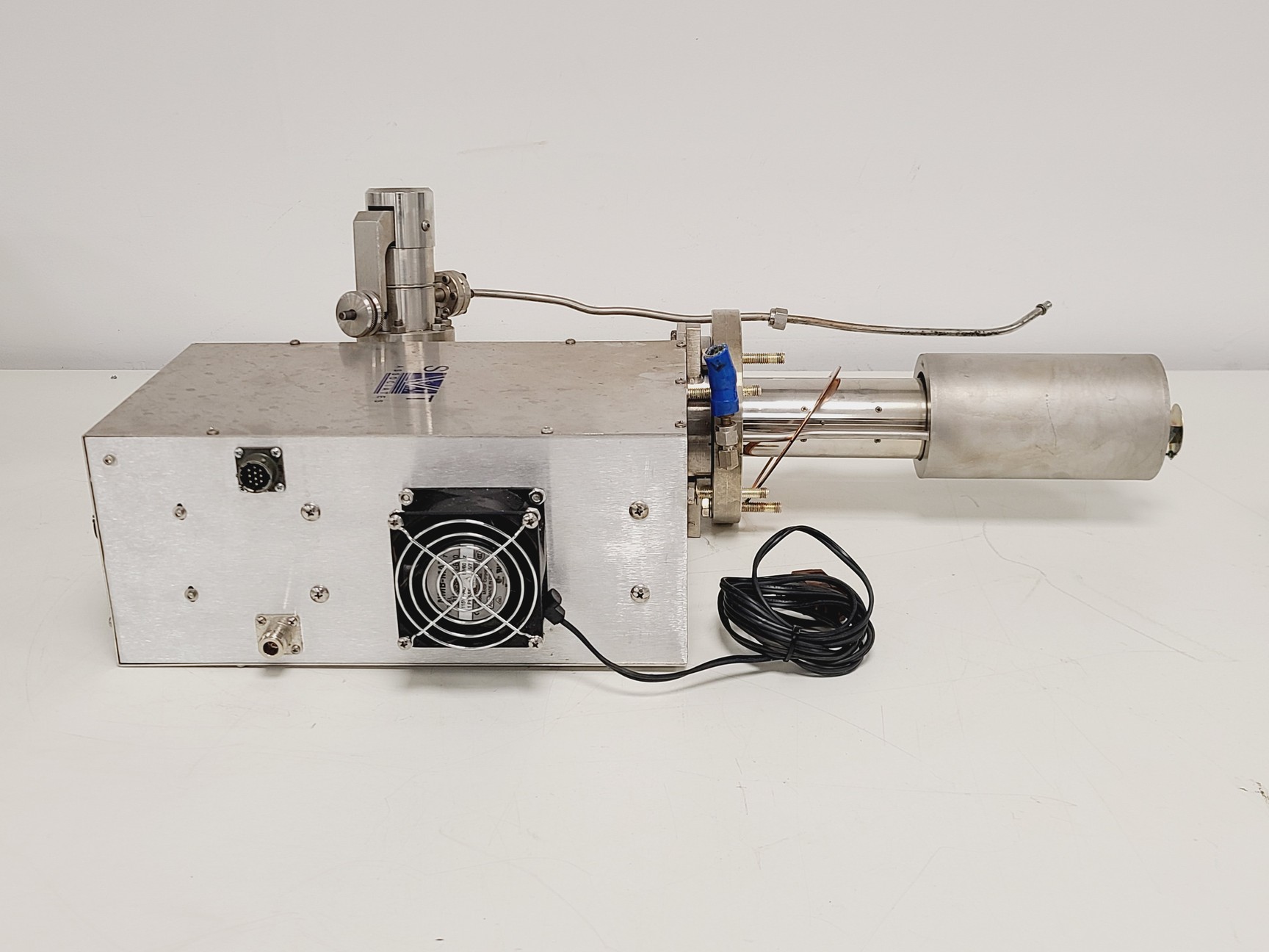 Image of RF System w/ Hüttinger PFG 600 and PFM 1500A + SVT Associates RF Plasma Source
