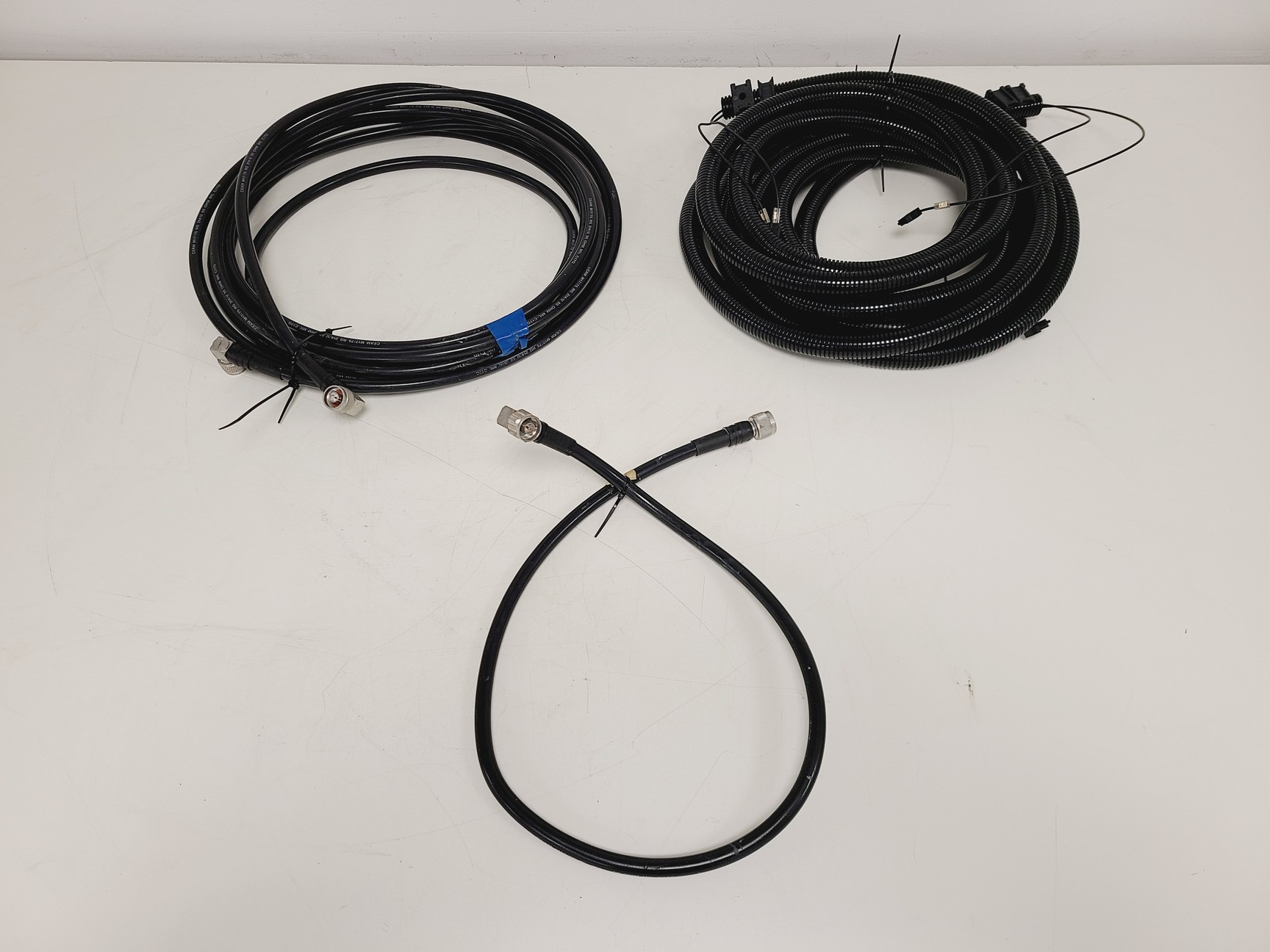 Image of RF System w/ Hüttinger PFG 600 and PFM 1500A + SVT Associates RF Plasma Source