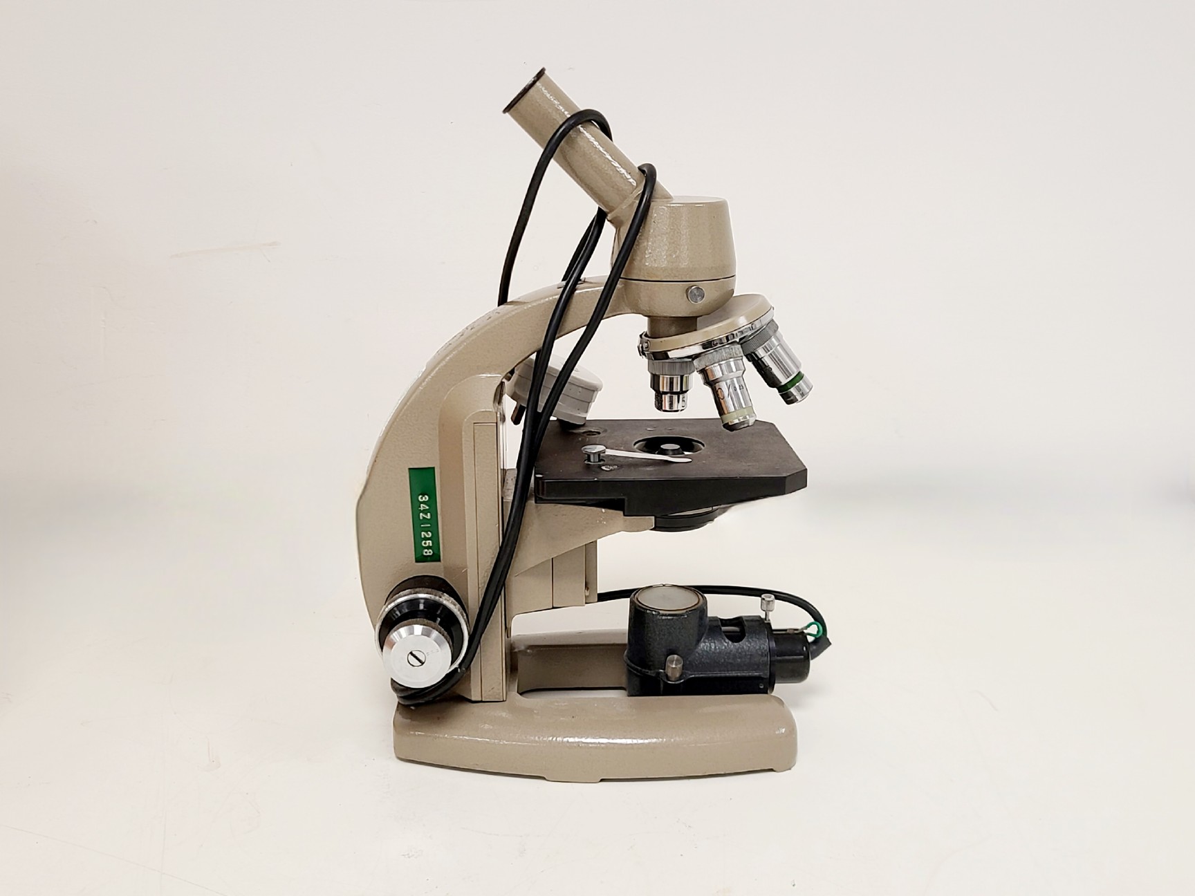 Image of 19 x Vickers Binocular, 4 x Vickers Monocular 1 x Watson Barnet Microscope Lot 