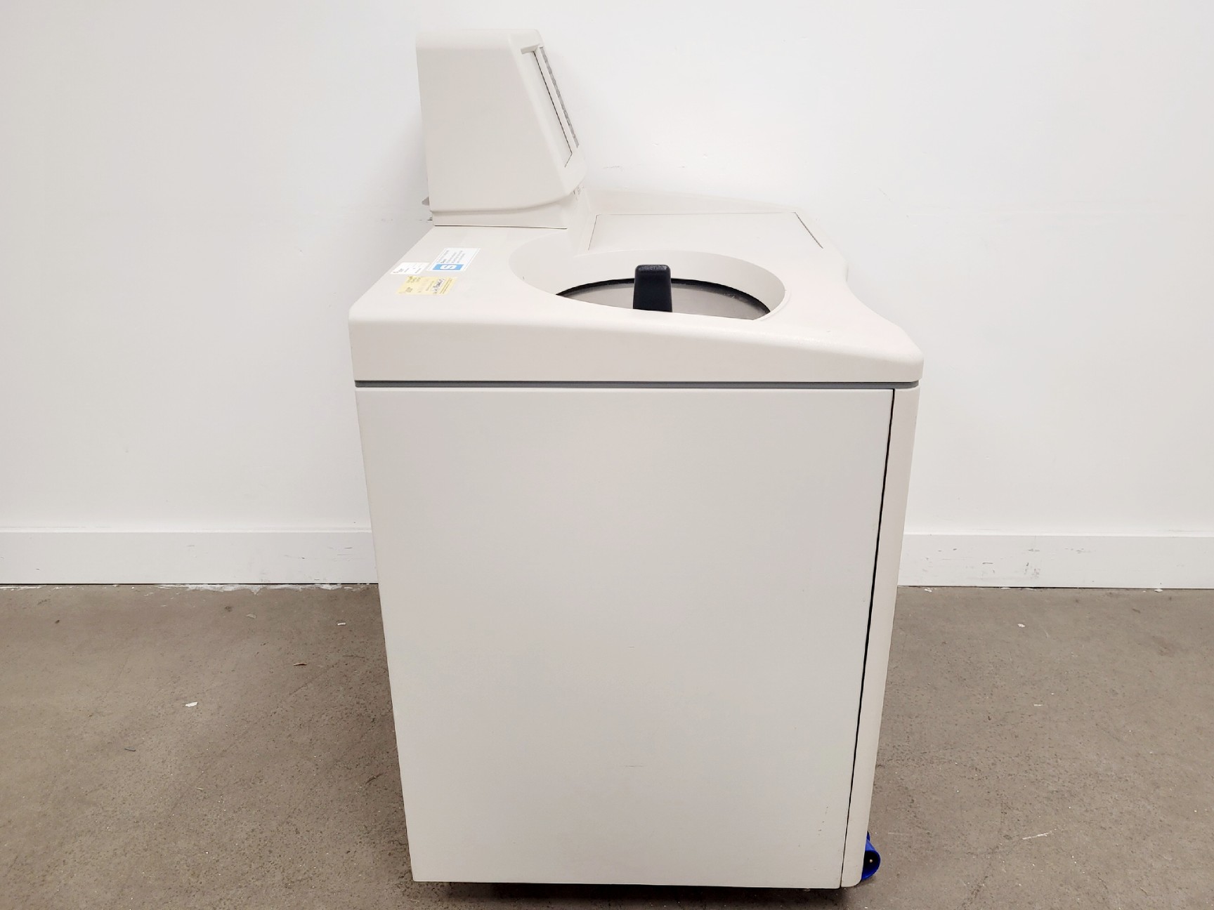 Image of Beckman Coulter Optima L-100 XP Ultracentrifuge Floor Standing Centrifuge