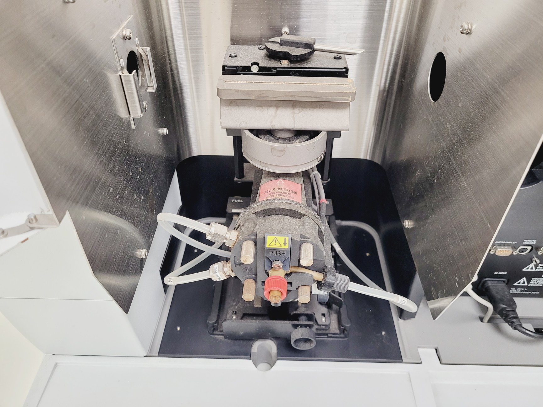 Image of Perkin Elmer AAnalyst 200 Atomic Absorption Spectrometer w/ Gas Purifier