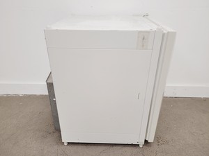 Thumbnail image of Kendro Heareus HERAcell 150 Floor Standing Incubator