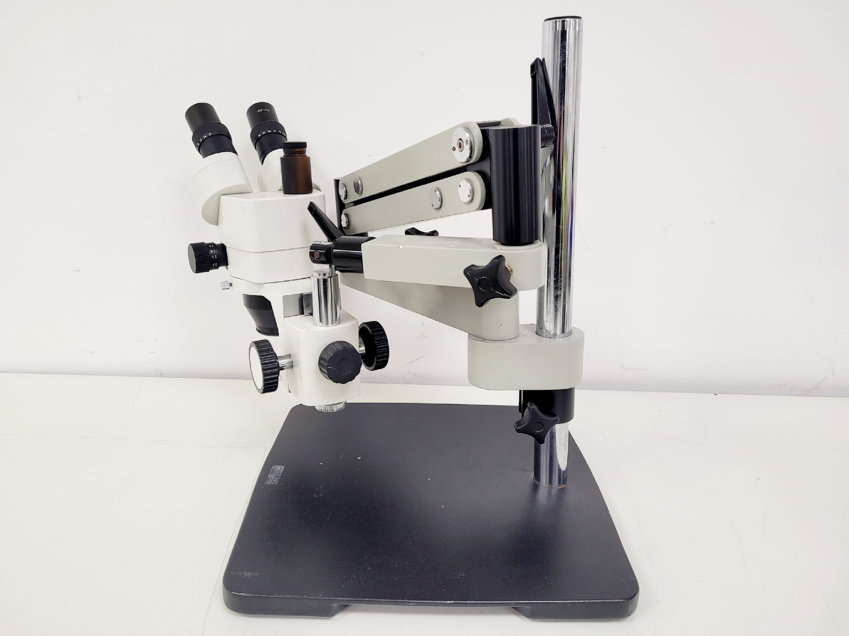 Image of GX	XTL 3T101 Stereo Microscope