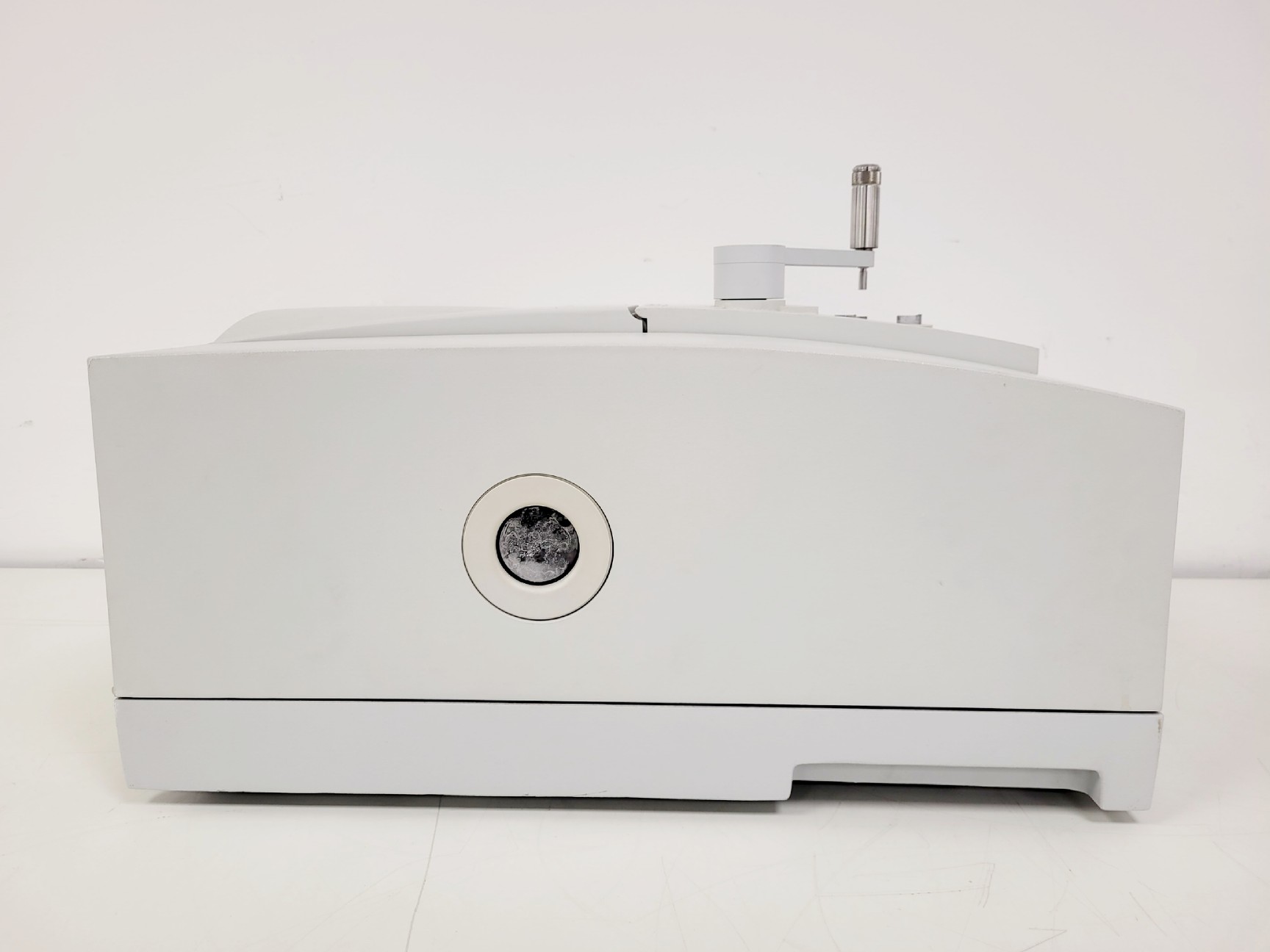 Image of Perkin Elmer Spectrum One FT-IR Spectrometer W/ Universal ATR Sampling Accessory