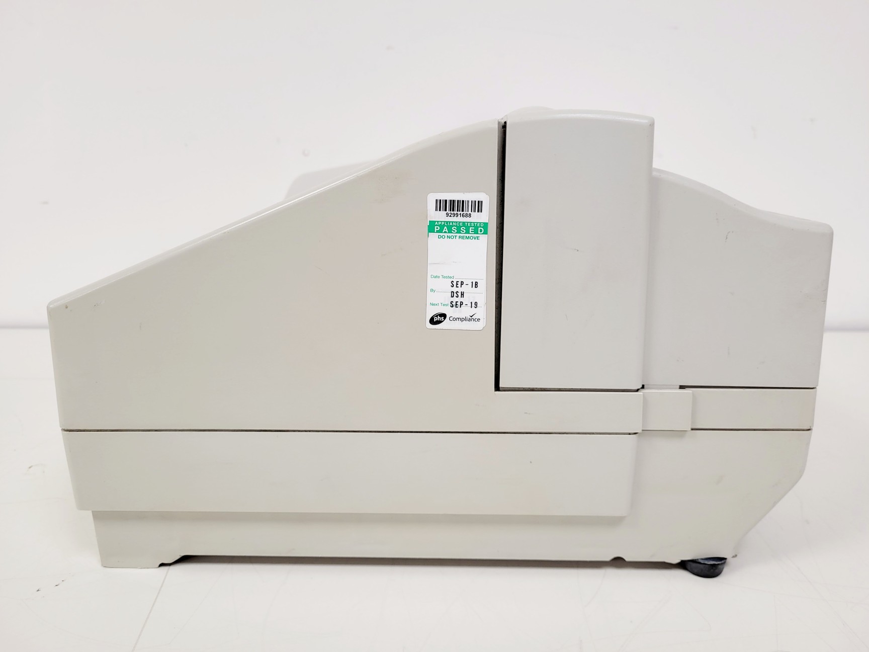 Image of Unicam Helios Gamma UV-Vis Spectrophotometer