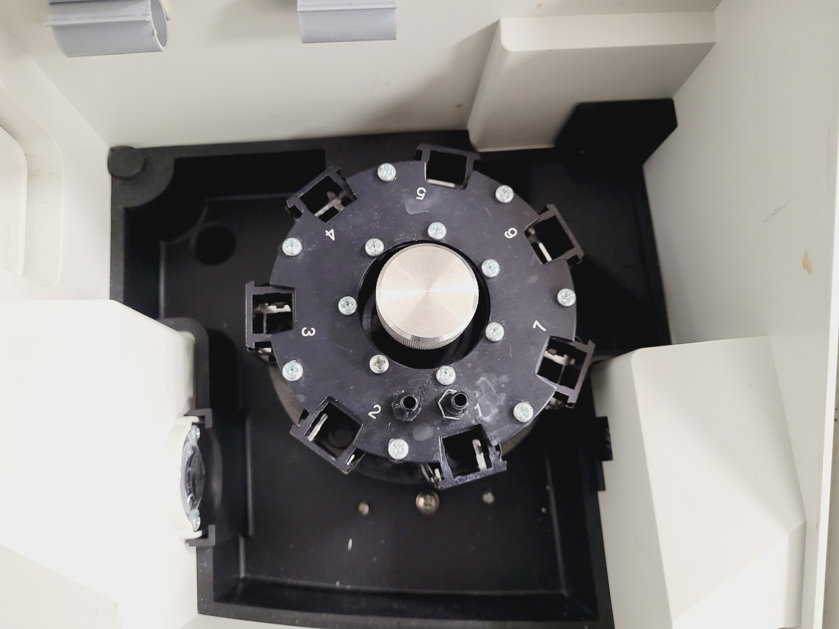 Image of Unicam Helios Gamma UV-Vis Spectrophotometer