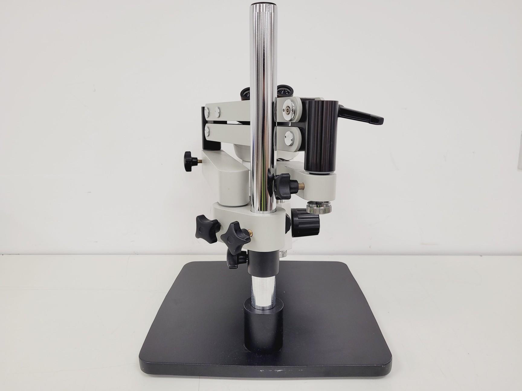 Image of GX	XTL 3T101 Stereo Microscope