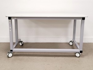 Thumbnail image of Table and Computer Station for BD FacsAria II Lab