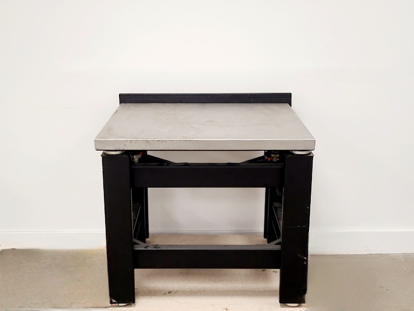 Image of TMC Optics Active Vibration Isolation Table Model: 63-530