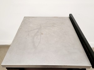 Thumbnail image of TMC Optics Active Vibration Isolation Table Model: 63-530