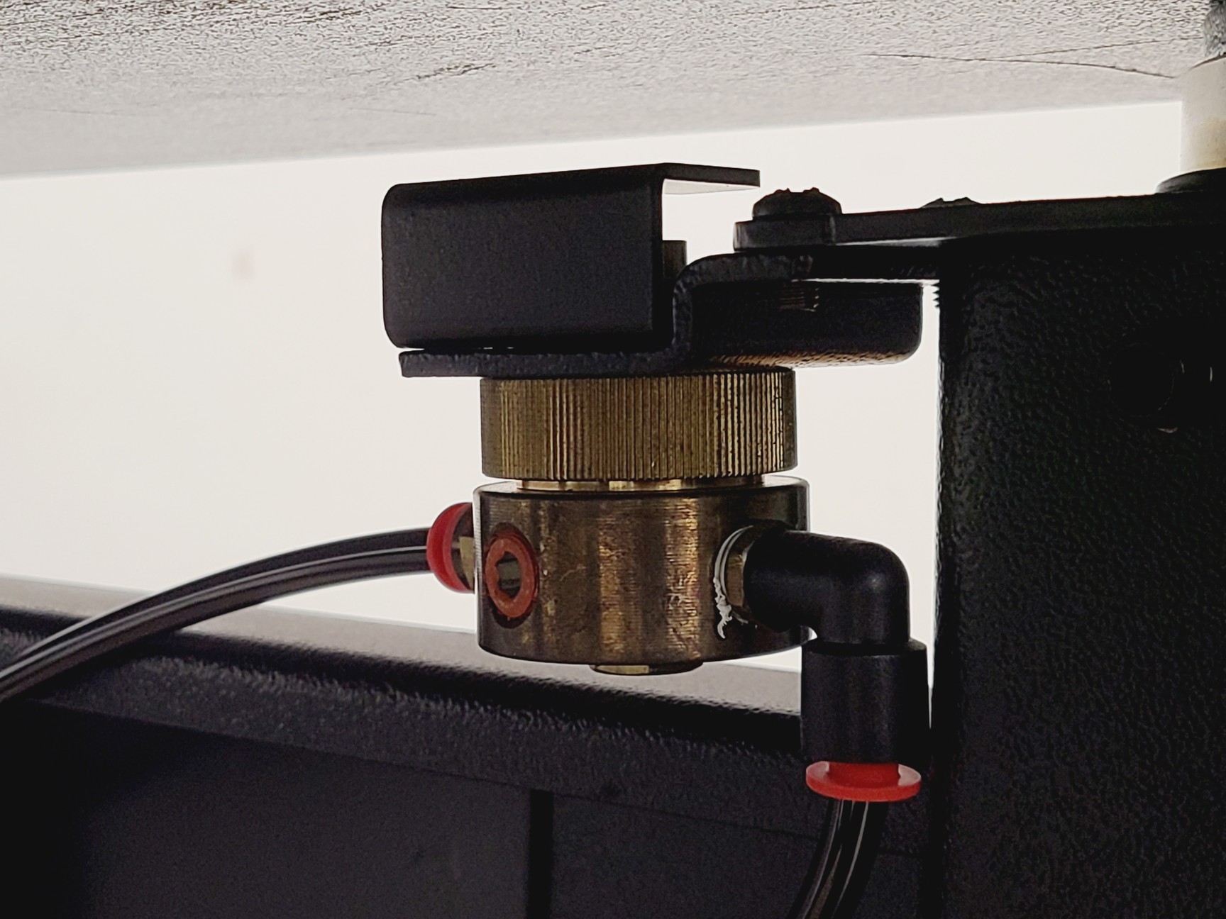 Image of TMC Optics Active Vibration Isolation Table Model: 63-530