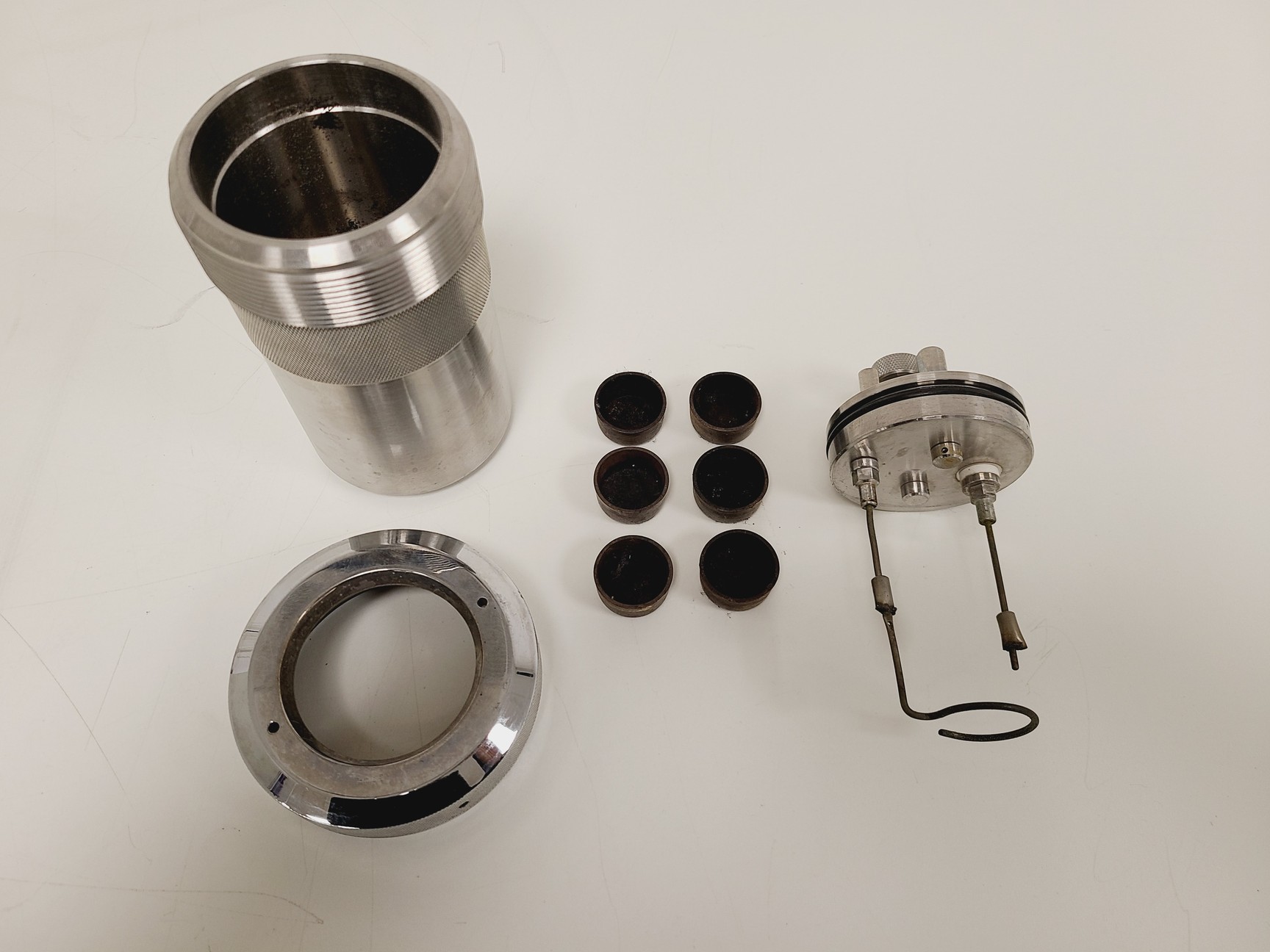 Image of Parr 6100 Oxygen Bomb Calorimeter