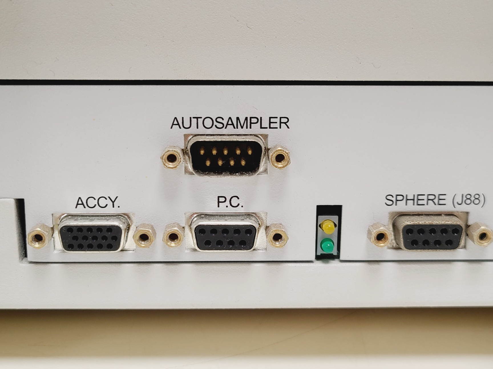 Image of Perkin Elmer Lambda 35 UV/VIS Spectrometer