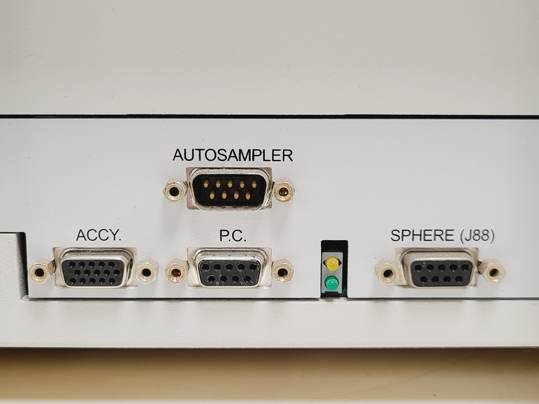 Image of Perkin Elmer Lambda 35 UV/VIS Spectrometer