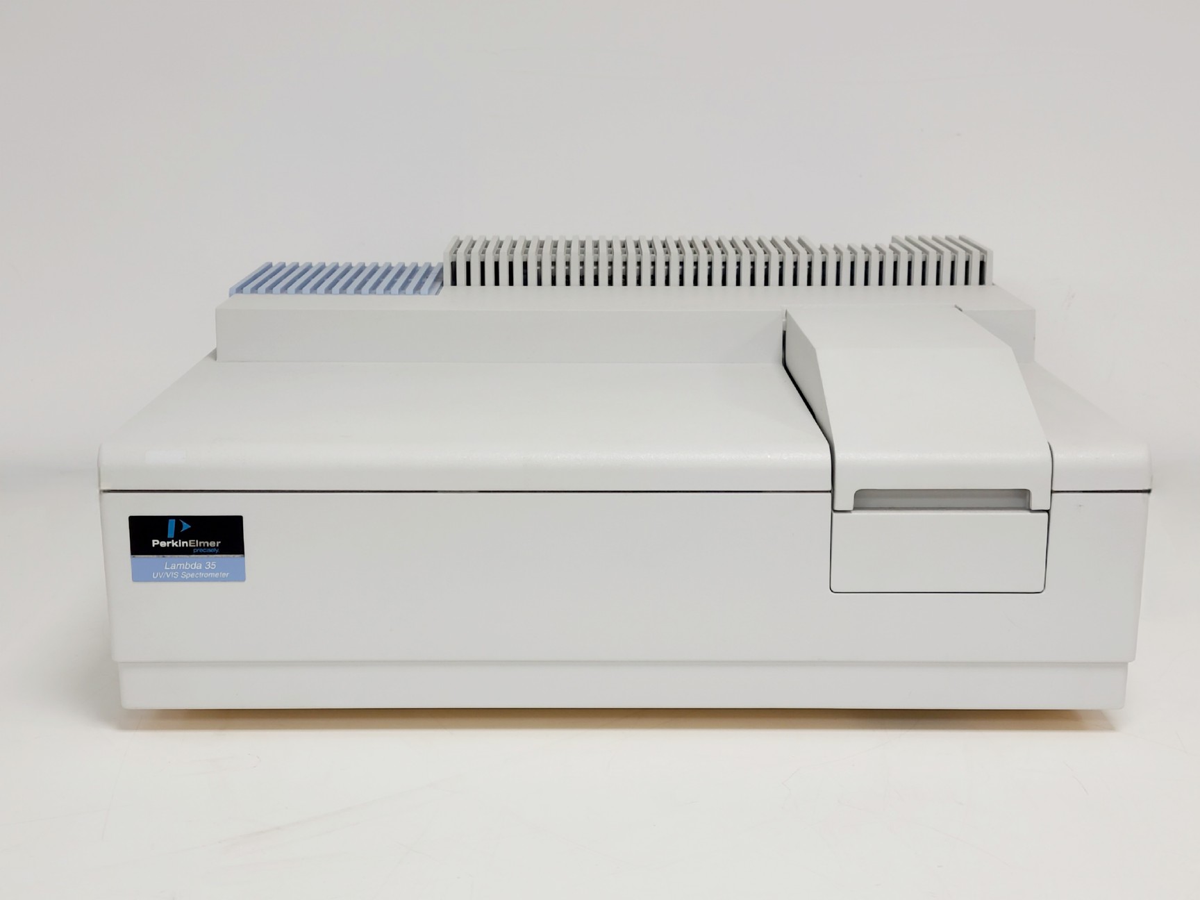 Image of Perkin Elmer Lambda 35 UV/VIS Spectrometer