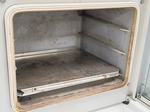 Thumbnail image of Gallenkamp Model OVA031.XX1.5 Vacuum Oven