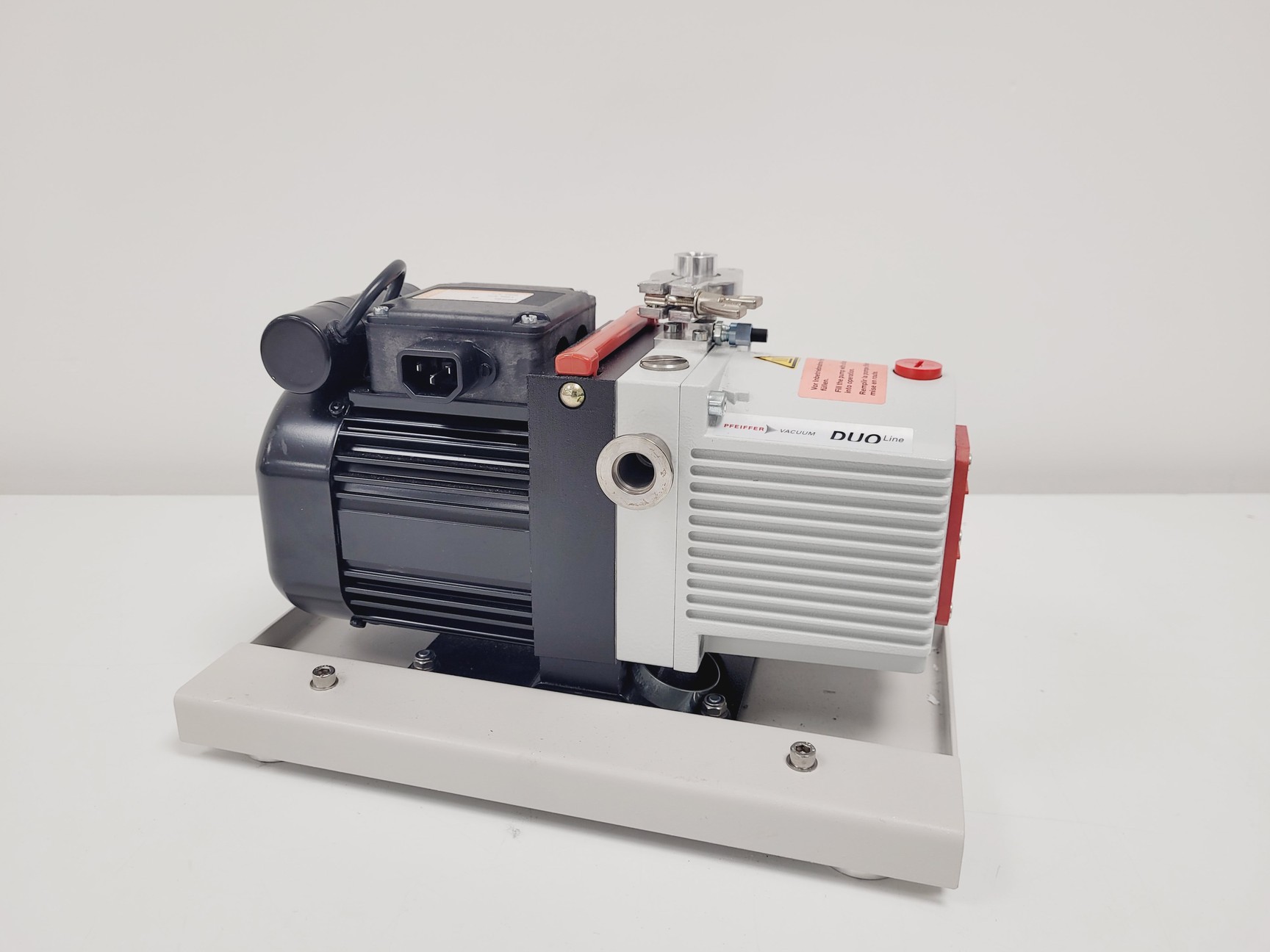 Image of Pfeiffer Vacuum Pump Duo Line – Duo 3