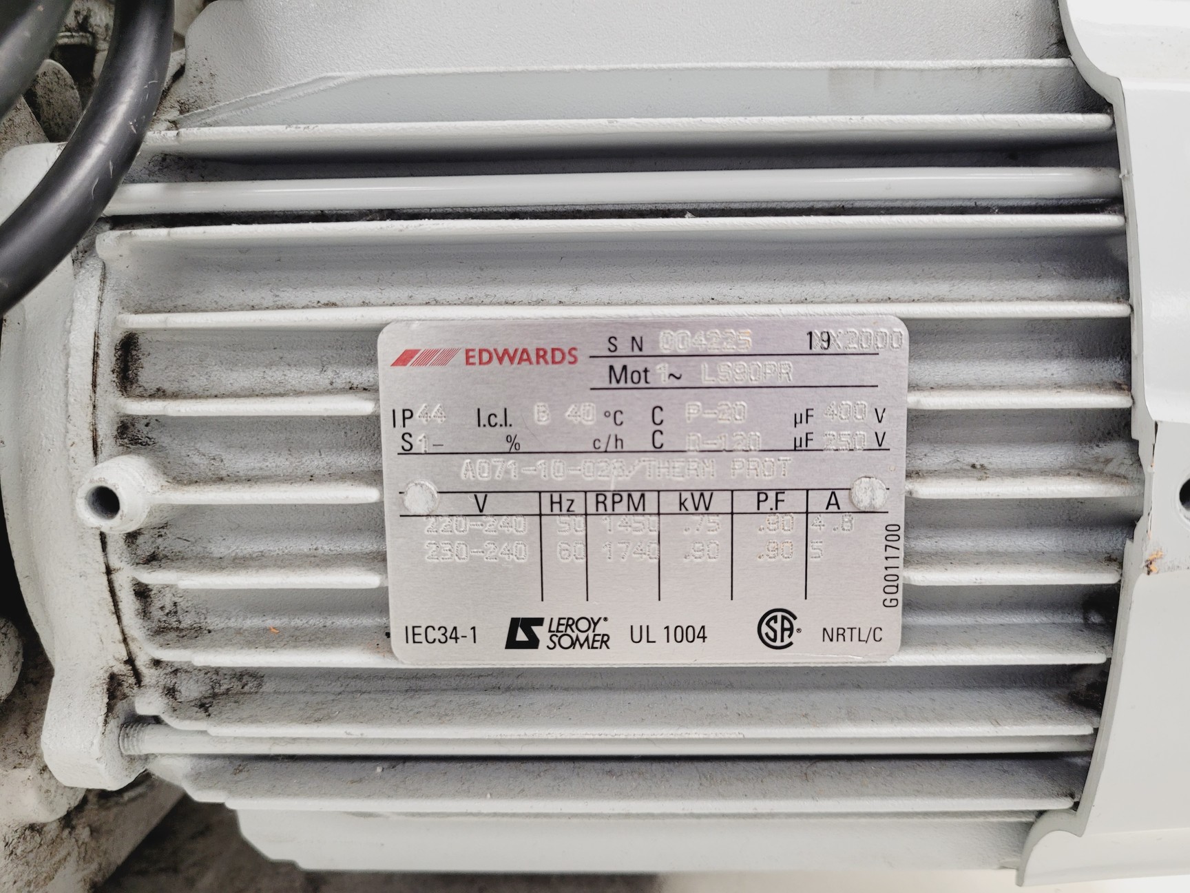 Image of Edwards E2M28 Rotary Vane Vacuum Pump