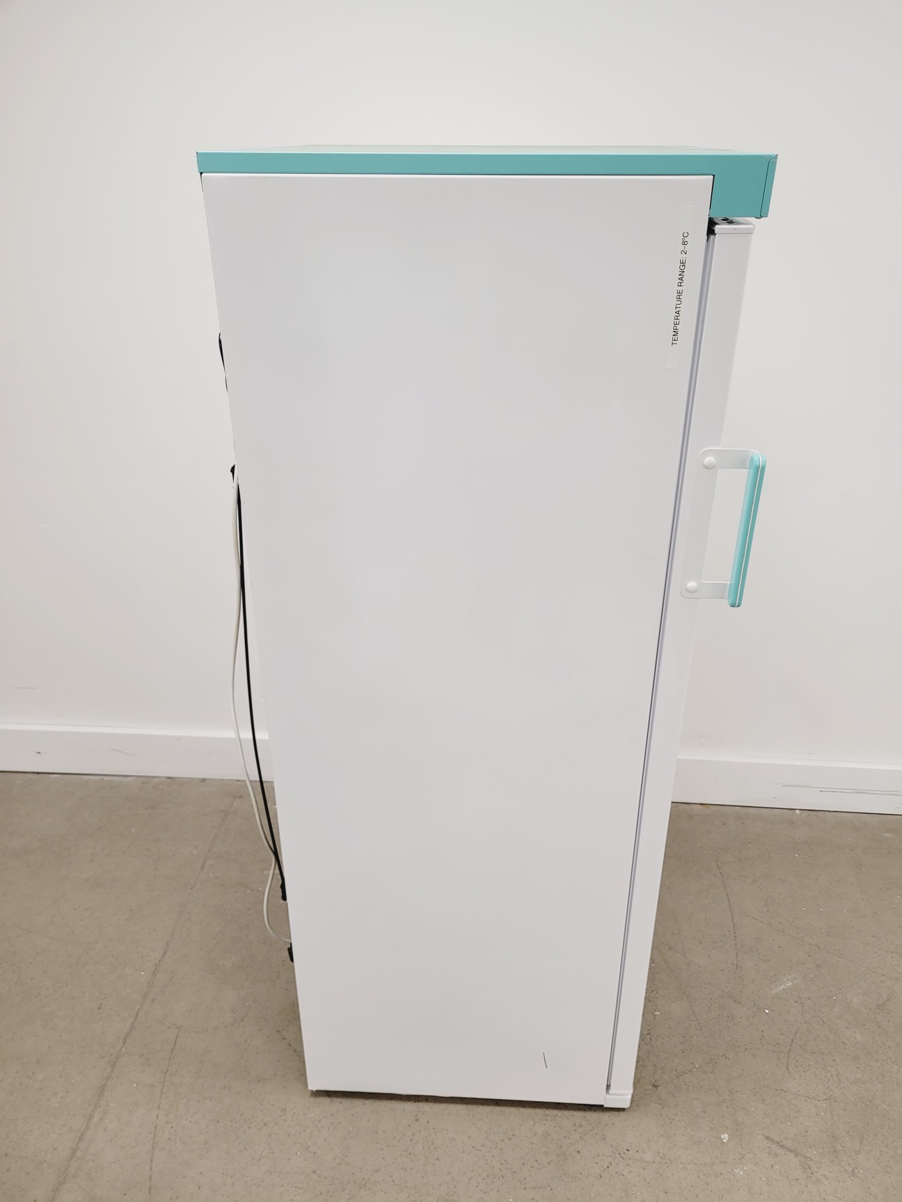 Image of Lec Medical LSR288UK Laboratory Fridge