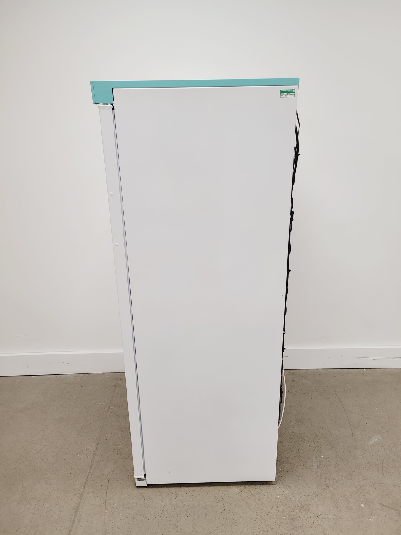 Image of Lec Medical LSR288UK Laboratory Fridge