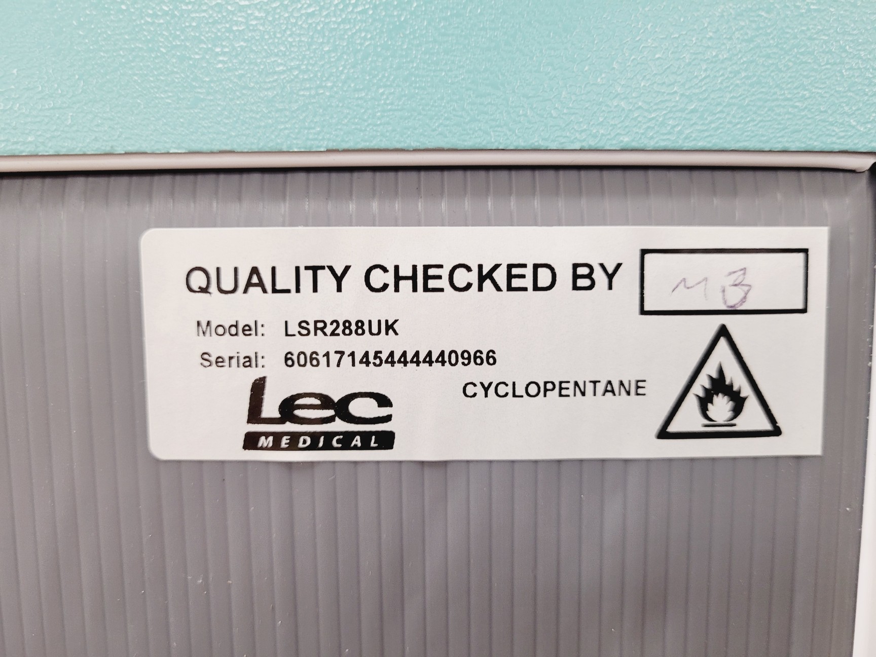 Image of Lec Medical LSR288UK Laboratory Fridge