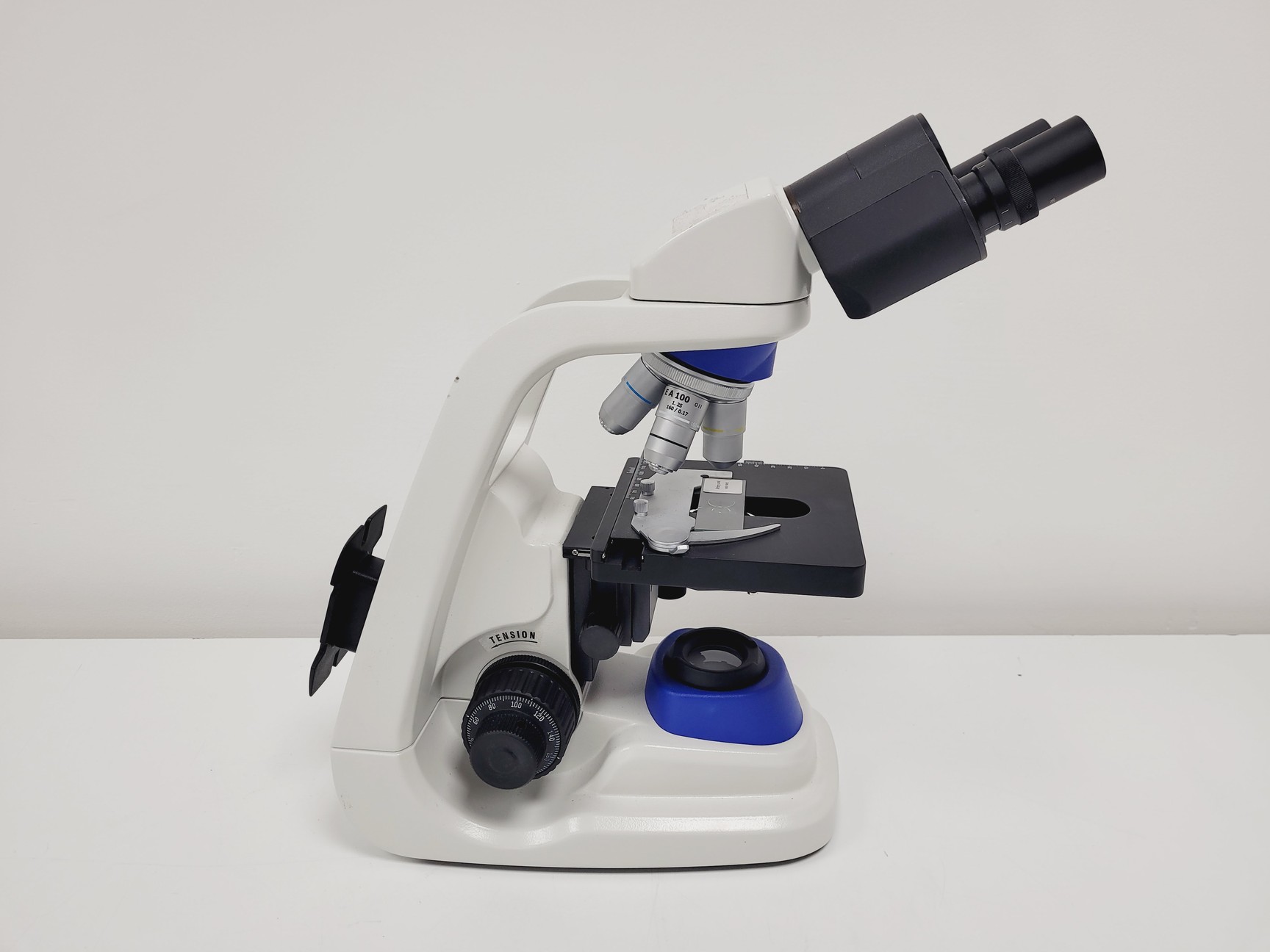Image of Fisher 11350104 Scientific Compound Microscope w/ 4x Objectives