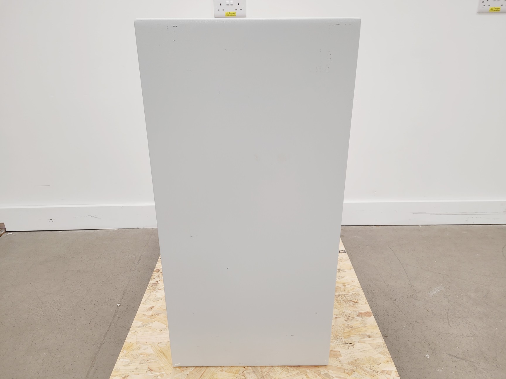 Image of Banham Burton Duo Dead Bolt Freestanding Safe