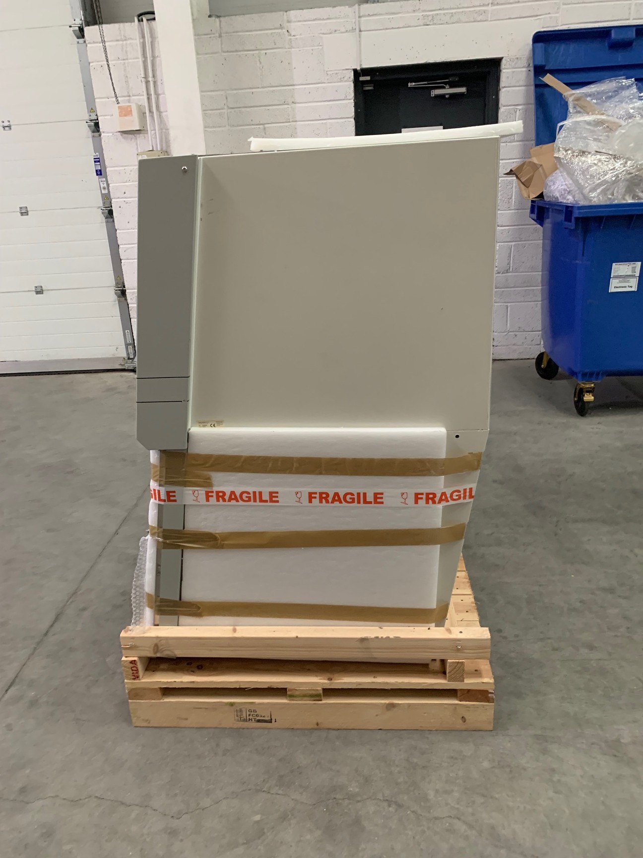 Image of Holten LaminAir Class 2 Biosafety Cabinet Lab