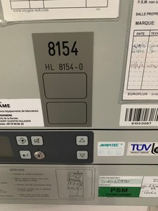 Thumbnail image of Holten LaminAir Class 2 Biosafety Cabinet Lab