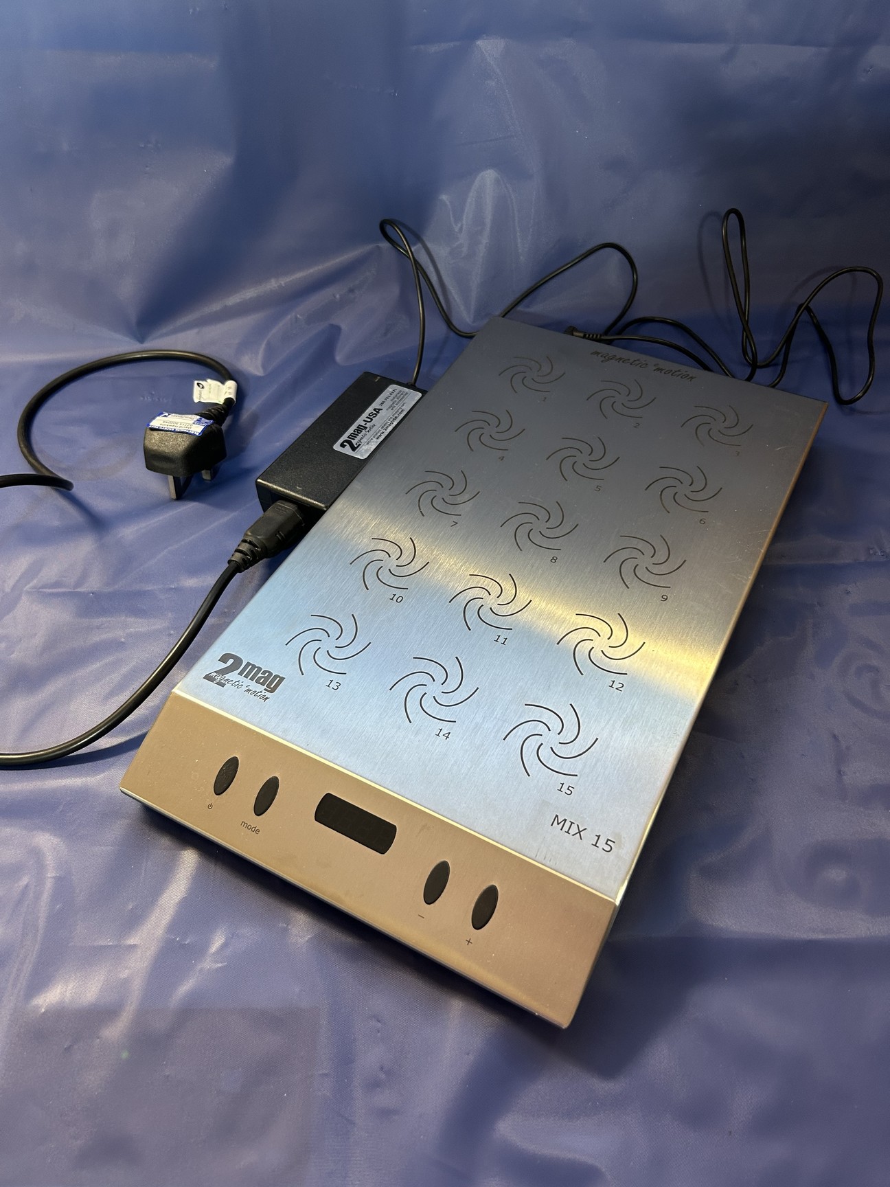 Image of 2mag Magnetic Stirrers (Model 30015) - Refurbished Lab