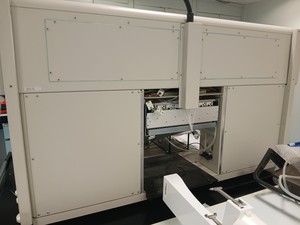 Thumbnail image of Beckman Biomek FXP System with Accessories, Newport Isolation Table Lab