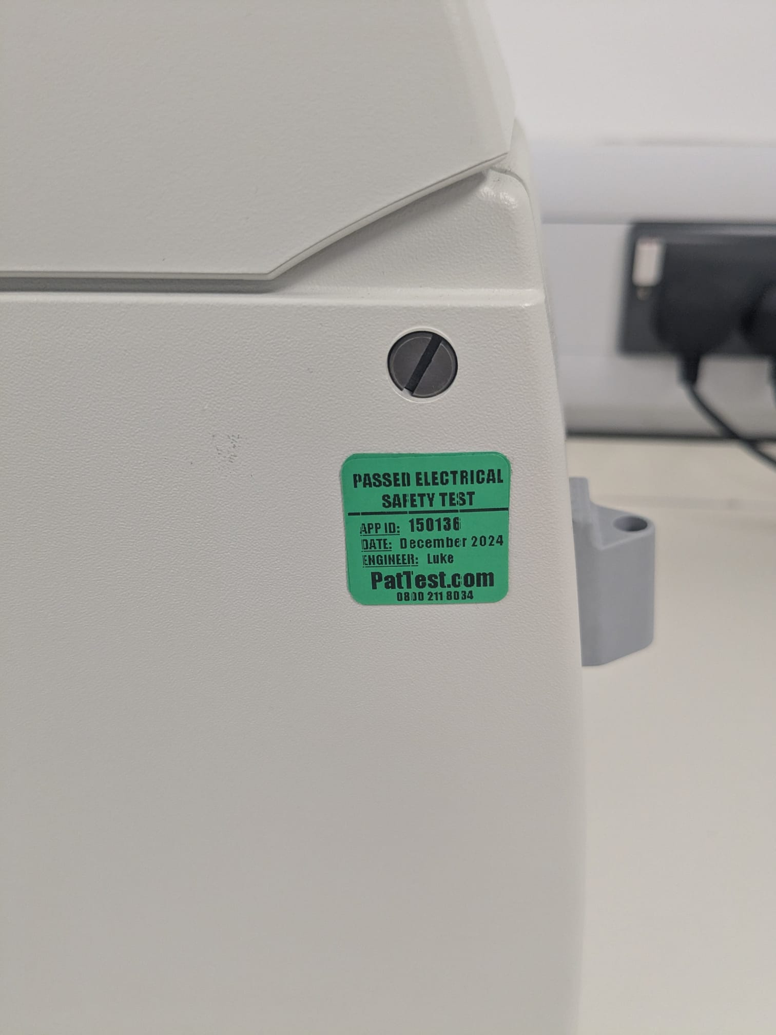 Image of VWR Micro Star 17R Refrigerated Microcentrifuge