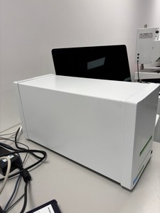Thumbnail image of Perkin Elmer Victor Nivo Multimode Plate Reader Lab