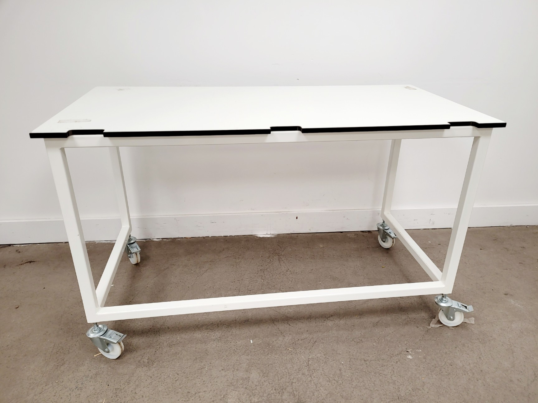 Image of Job Lot 6 x White Trespa Laboratory Benchtop Tables