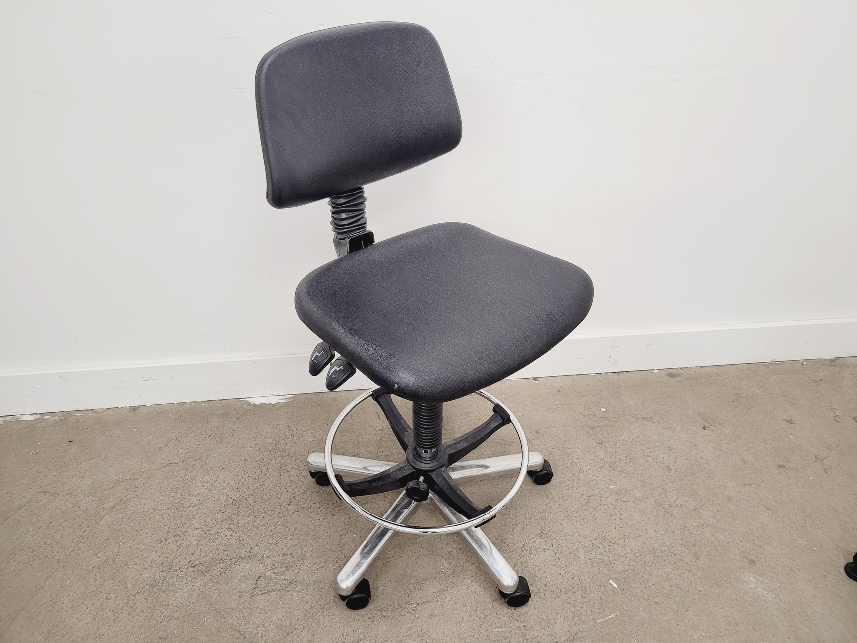 Image of Job lot of 14 x Black Lab Stools/Chairs