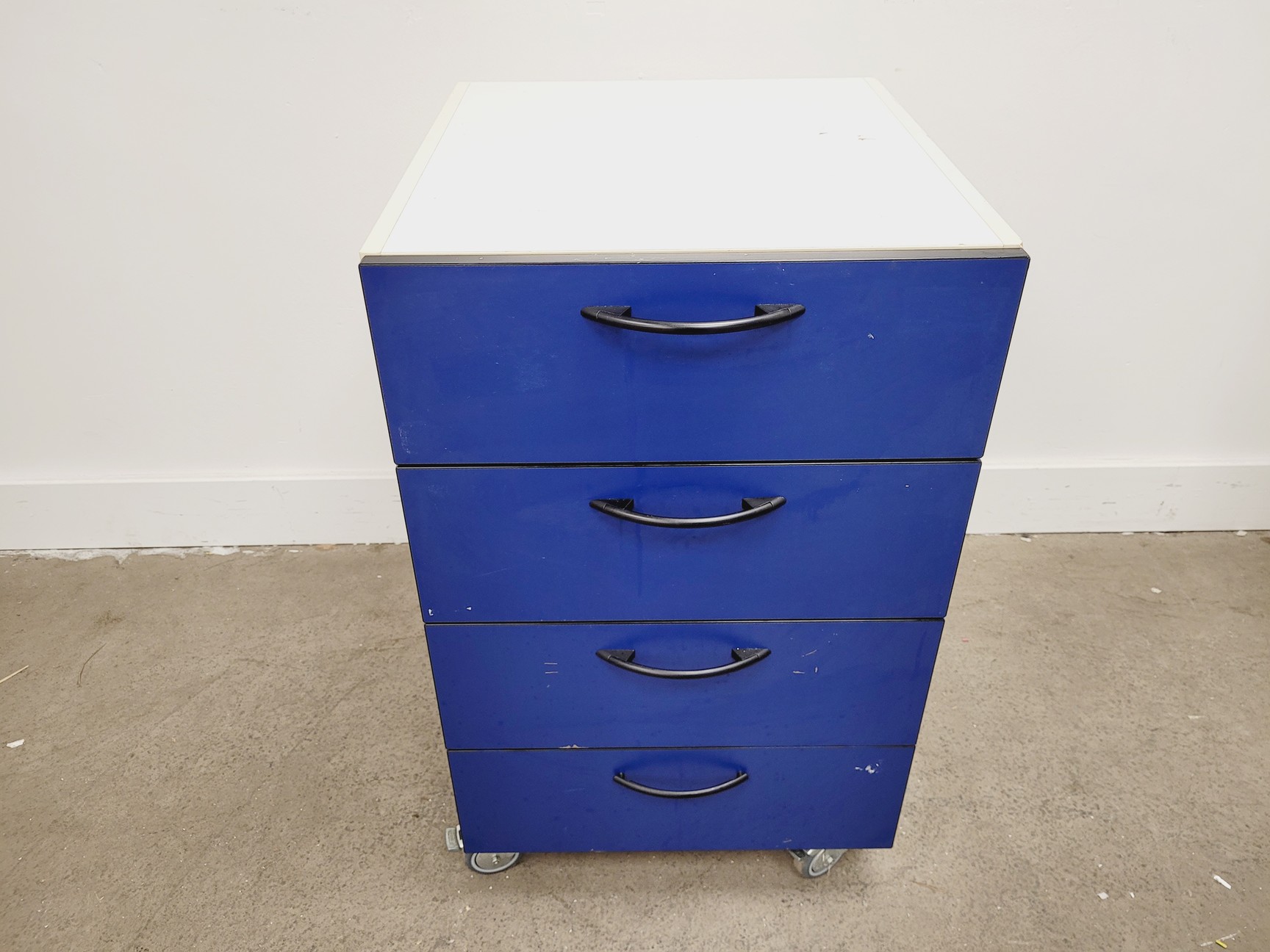 Image of 2 x Blue/White Sets of Drawers